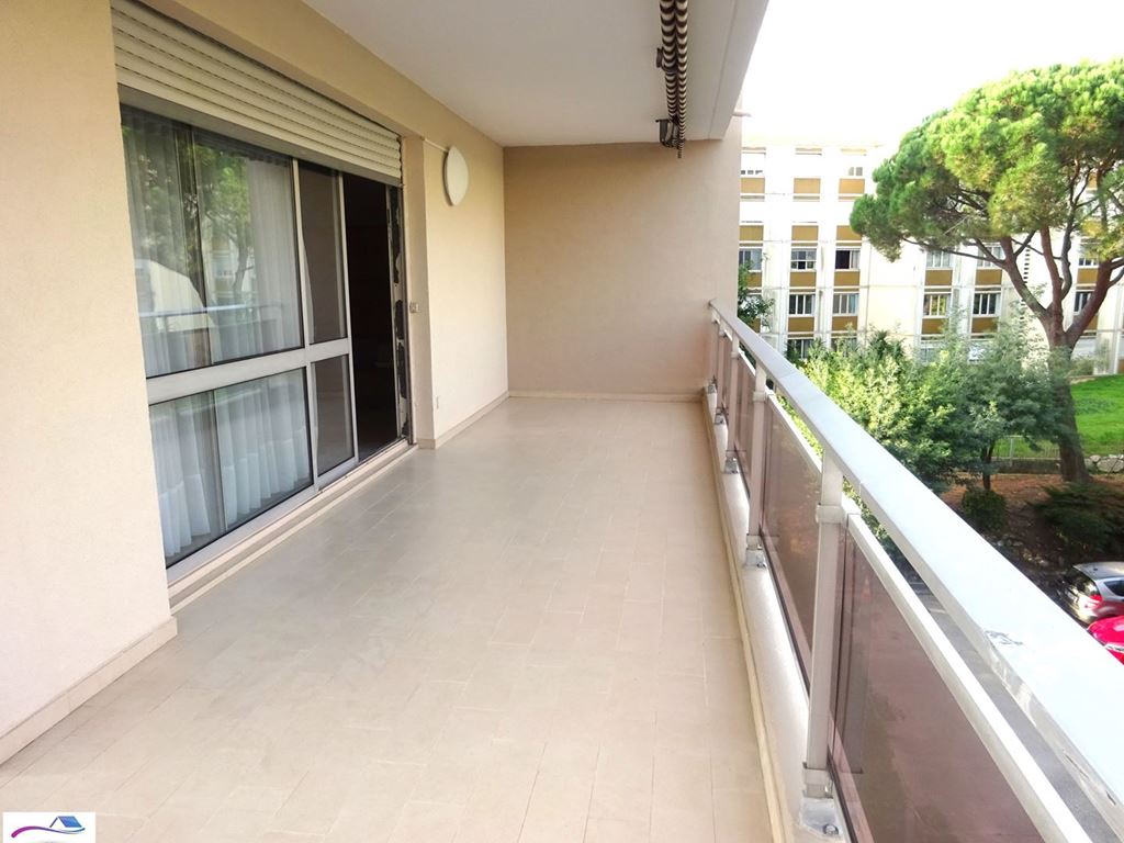 Appartement F2 MANDELIEU LA NAPOULE 249000€ L'Agence du Sud-Est Appartement F2 MANDELIEU LA NAPOULE 249000€ L'Agence du Sud-Est