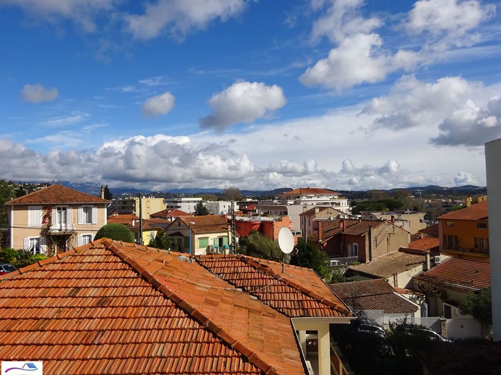 Appartement F3 MANDELIEU LA NAPOULE 275000€ L'Agence du Sud-Est Appartement F3 MANDELIEU LA NAPOULE 275000€ L'Agence du Sud-Est