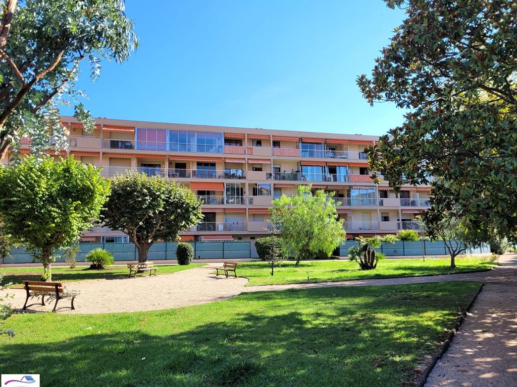 Appartement F3 MANDELIEU LA NAPOULE 250000€ L'Agence du Sud-Est Appartement F3 MANDELIEU LA NAPOULE 250000€ L'Agence du Sud-Est