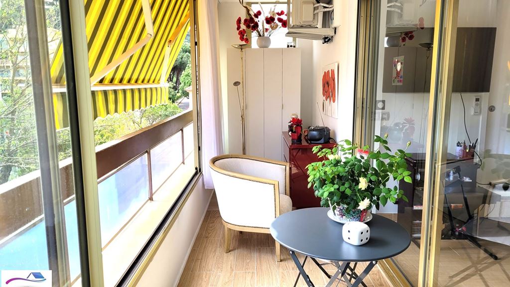 Appartement F2 MANDELIEU LA NAPOULE 259000€ L'Agence du Sud-Est