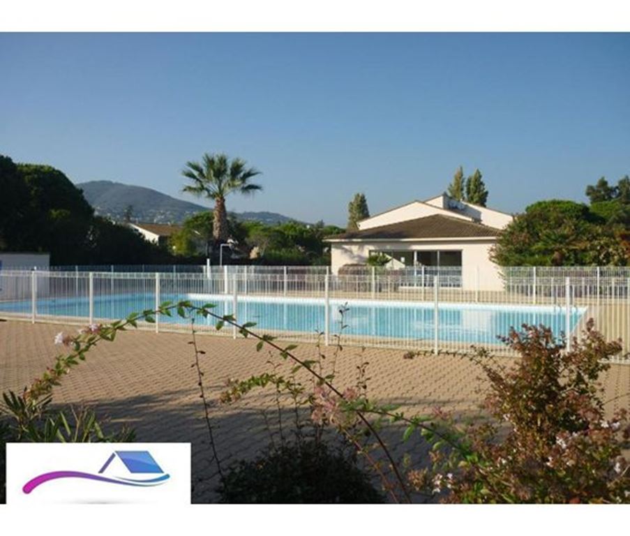 Appartement Studio MANDELIEU LA NAPOULE 710€ L'Agence du Sud-Est