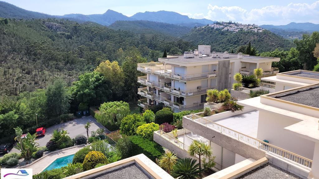 Appartement F4 MANDELIEU LA NAPOULE 872000€ L'Agence du Sud-Est