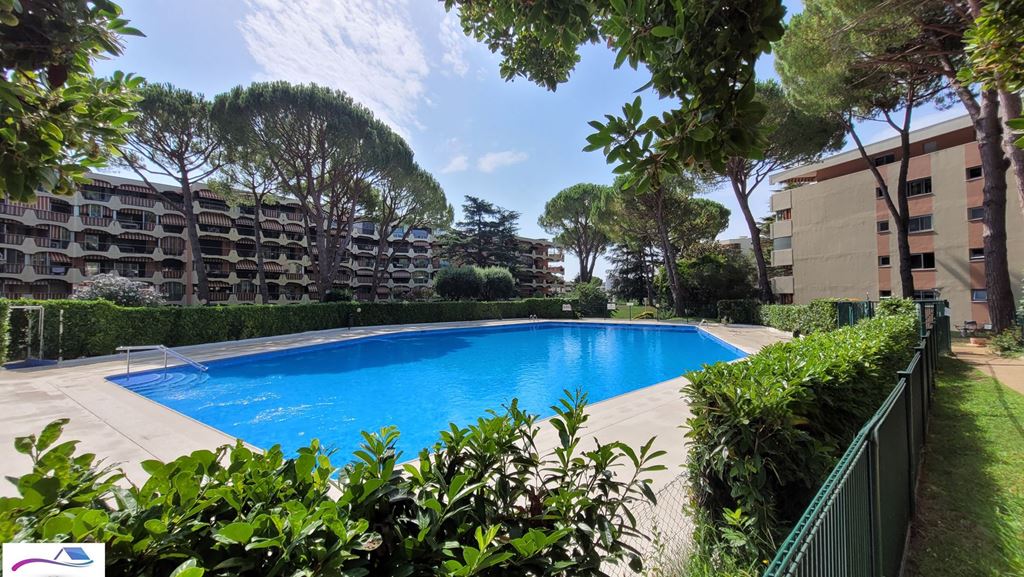 Appartement F2 MANDELIEU LA NAPOULE 272000€ L'Agence du Sud-Est